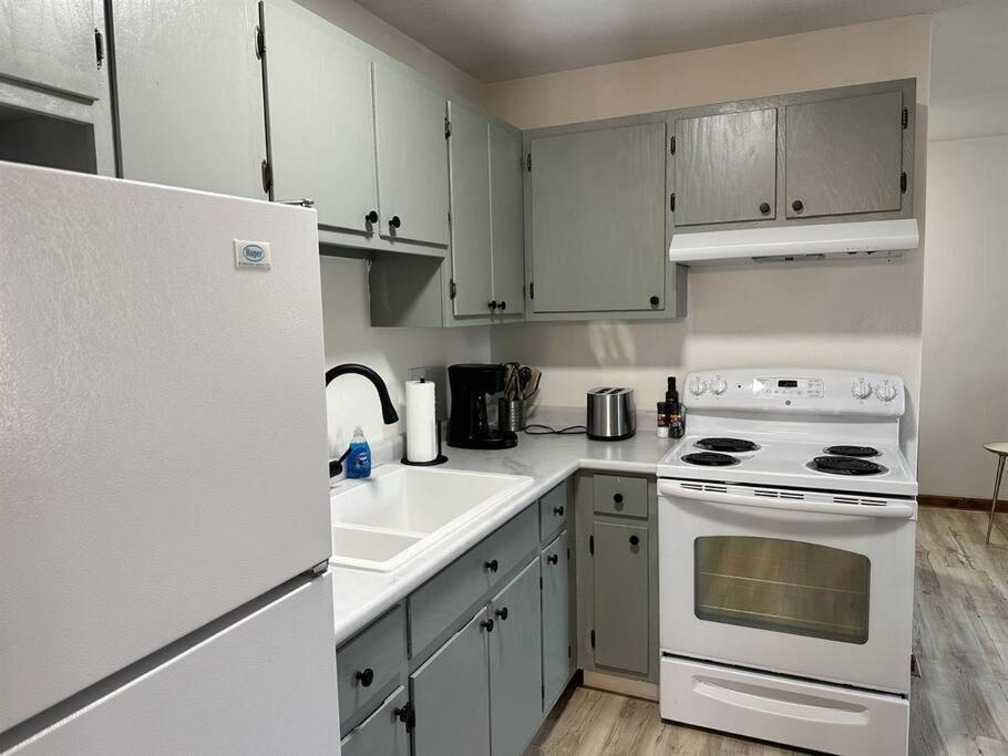 Capital Suite On 6Th Street - King Bed / Downtown! سبرينجفيلد المظهر الخارجي الصورة