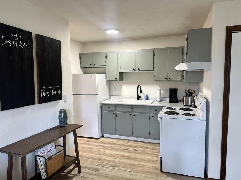 Capital Suite On 6Th Street - King Bed / Downtown! سبرينجفيلد المظهر الخارجي الصورة