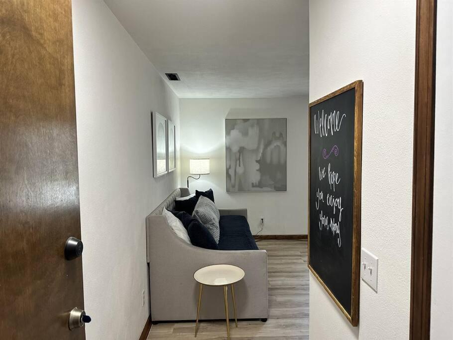 Capital Suite On 6Th Street - King Bed / Downtown! سبرينجفيلد المظهر الخارجي الصورة