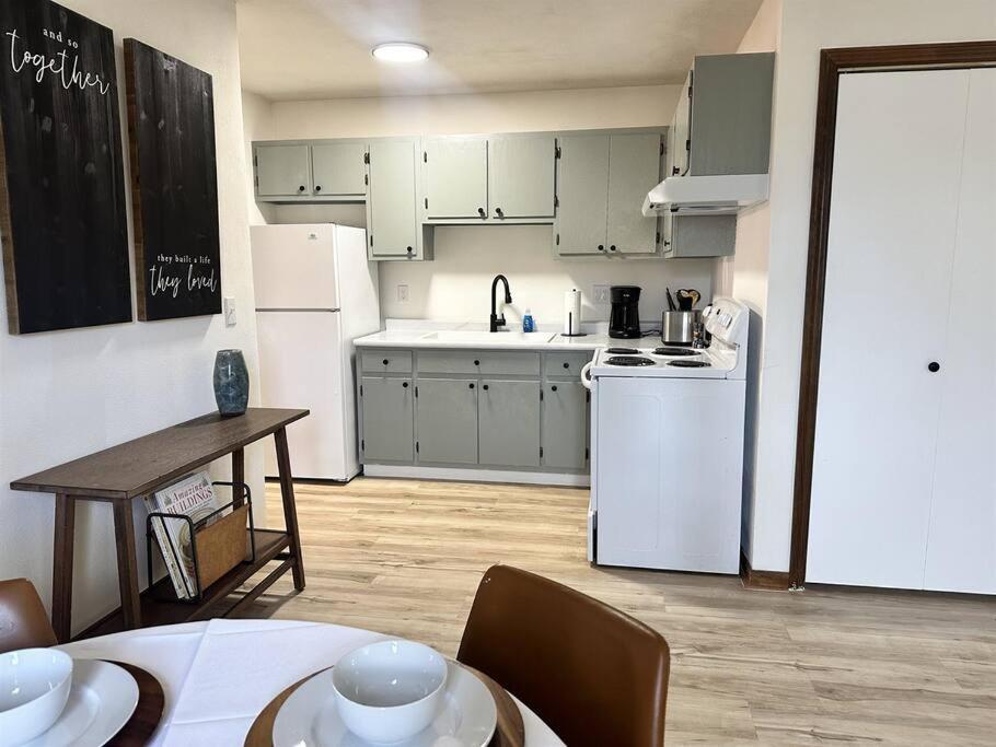 Capital Suite On 6Th Street - King Bed / Downtown! سبرينجفيلد المظهر الخارجي الصورة